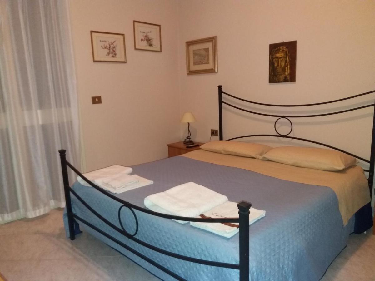 B&B Villa Pegaso Fontane Bianche Exterior photo